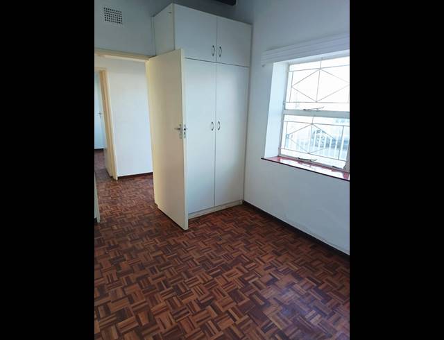 2 bed property to rent in WORCESTER CENTRAL